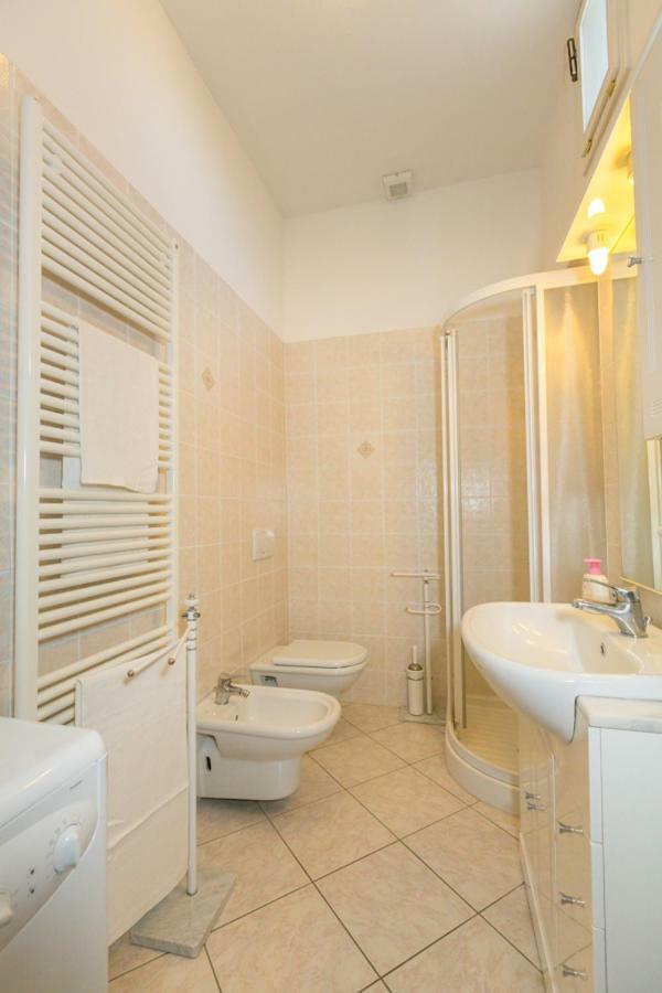 Agriturismo Case Nuove คาสเตลลินา มาริตติมา ภายนอก รูปภาพ
